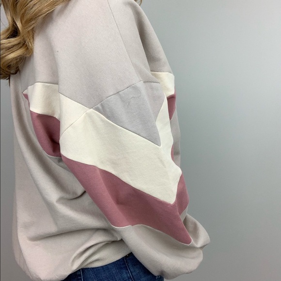 Block Party Pullover Easel M - Picture 3 of 8